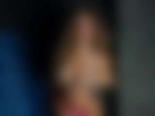 Live cam show with AliceWorn - Bedroom MILF on nudelive.tv