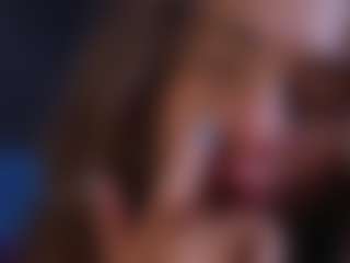 Live cam show with AliceWorn - Latina on Camsoda