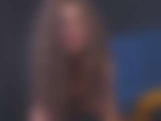 Live cam show with AliceWorn - Latina MILF on Cam Slut