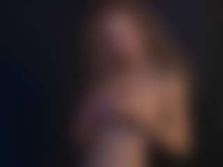 AliceWorn MILF webcam performer live streaming