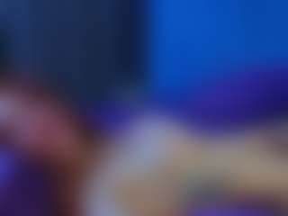 Live cam show with AliceWorn - Blonde Hair College on Camsoda