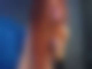 Live cam show with AliceWorn - Blonde Hair College on Camsoda