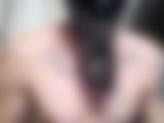 Begging4moreee's Live Sex Cam Show