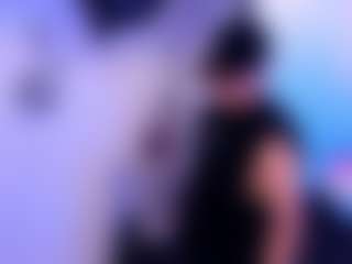 Live cam show with DiamondFTM - Colombia on Strip Flash - Live Sex Shows