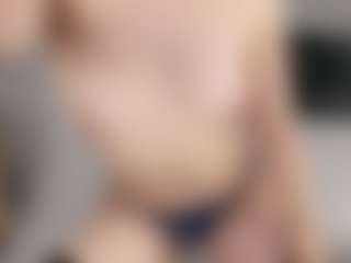 Evabluntt's Live Sex Cam Show