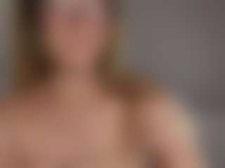 Evabluntt's Live Sex Cam Show