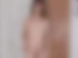 Evabluntt's Live Sex Cam Show
