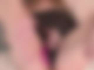 Evabluntt's Live Sex Cam Show