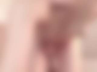 Evabluntt's Live Sex Cam Show
