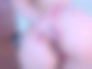 Evabluntt's Live Sex Cam Show