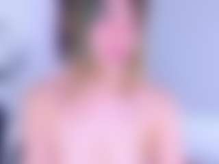 Evabluntt's Live Sex Cam Show