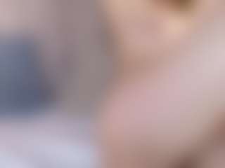 Live cam show with Evabluntt - Young Adult on crypto-cams