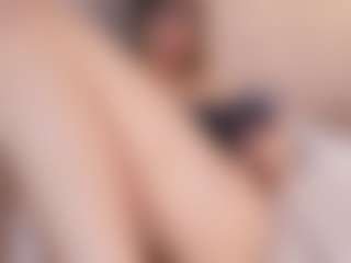 Live cam show with Evabluntt - Tattoos Young Adult on TeamSkeetLive