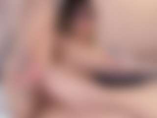 Evabluntt's Live Sex Cam Show