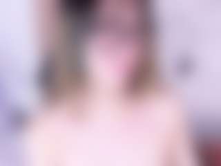 Live cam show with Evabluntt - Skinny on Camsoda