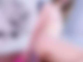 Evabluntt's Live Sex Cam Show
