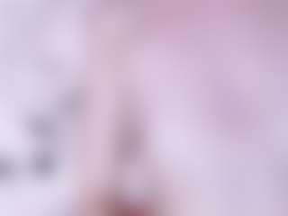 Evabluntt's Live Sex Cam Show
