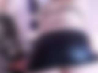 Live cam show with Evabluntt - Wet on justonemore.cc