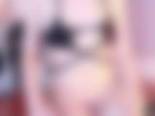 Live cam show with Evabluntt - Smoking on Camsoda