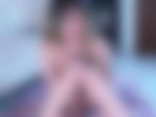 Evabluntt's Live Sex Cam Show