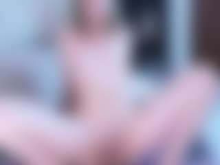 Evabluntt's Live Sex Cam Show