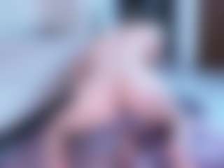 Evabluntt's Live Sex Cam Show