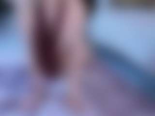 Evabluntt's Live Sex Cam Show