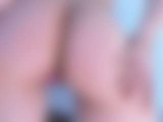 Evabluntt's Live Sex Cam Show