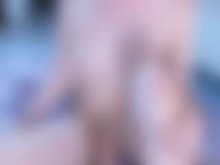 Evabluntt's Live Sex Cam Show