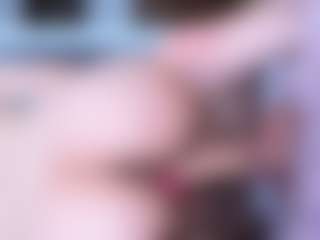 Evabluntt's Live Sex Cam Show