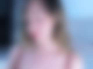 Evabluntt's Live Sex Cam Show