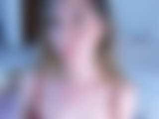 Evabluntt's Live Sex Cam Show