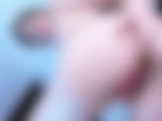 Evabluntt's Live Sex Cam Show
