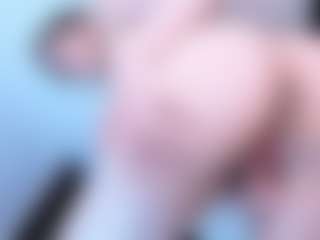 Evabluntt's Live Sex Cam Show