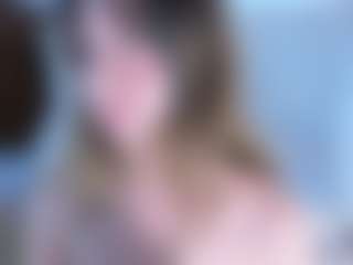 Evabluntt's Live Sex Cam Show