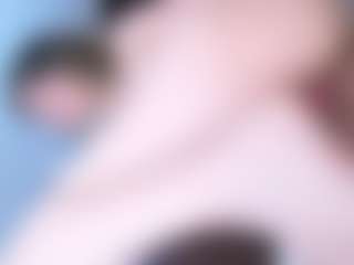 Evabluntt's Live Sex Cam Show