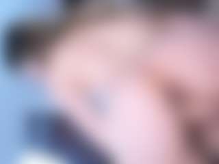 Evabluntt's Live Sex Cam Show