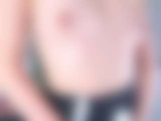 Evabluntt's Live Sex Cam Show