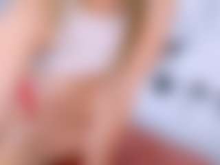 Evabluntt's Live Sex Cam Show