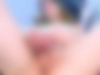 Evabluntt's Live Sex Cam Show