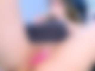 Evabluntt's Live Sex Cam Show