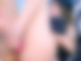 Evabluntt's Live Sex Cam Show