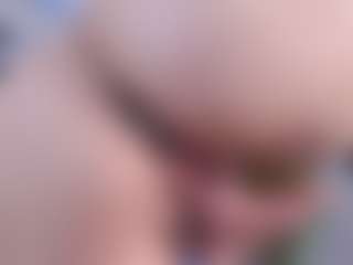 Evabluntt's Live Sex Cam Show