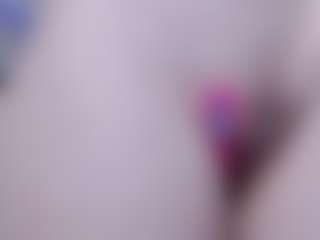 Evabluntt's Live Sex Cam Show