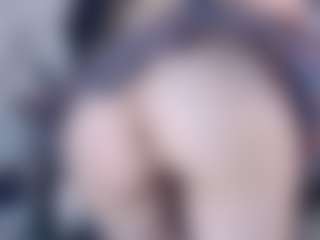 Evabluntt's Live Sex Cam Show