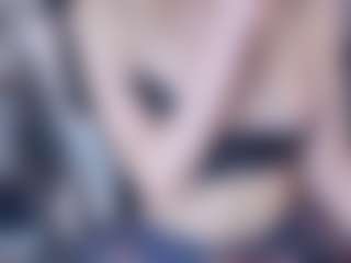 Evabluntt's Live Sex Cam Show