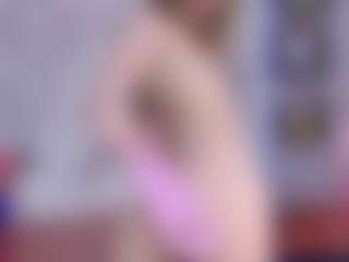 Evabluntt's Live Sex Cam Show