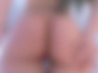 Evabluntt's Live Sex Cam Show