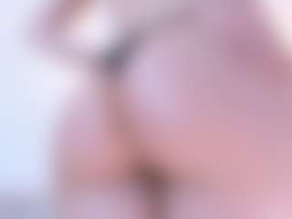 Evabluntt's Live Sex Cam Show