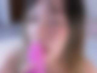 Evabluntt's Live Sex Cam Show